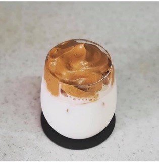 Máy đánh trứng cầm tay