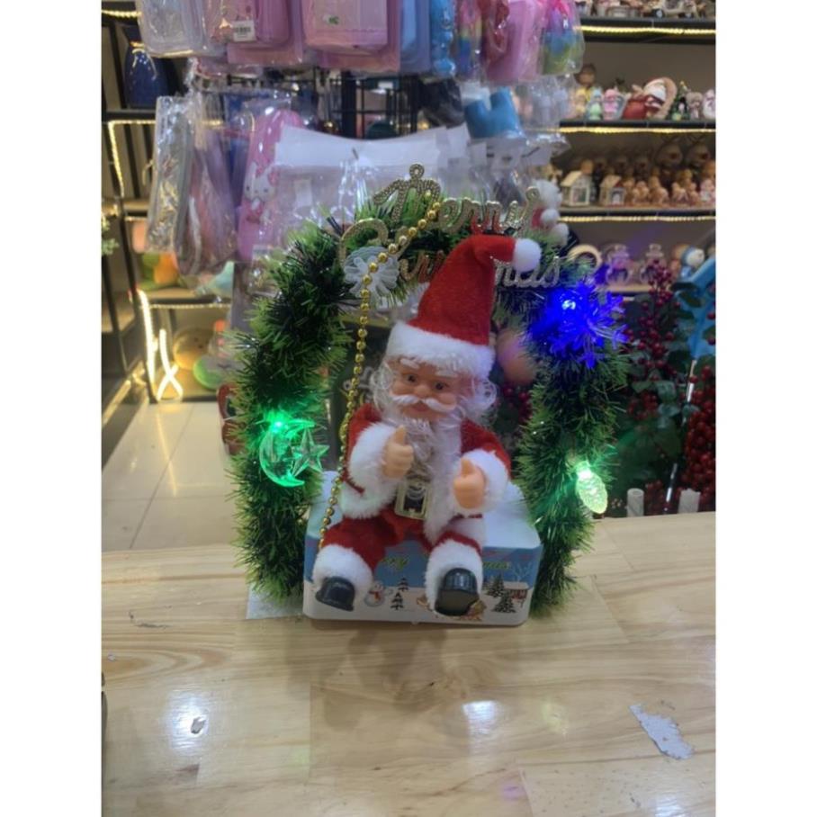 Đồ chơi ông già noel ngồi vòng nguyệt quế- Quà tặng giáng sinh cho bé yêu