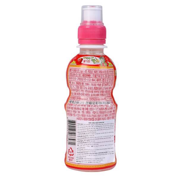 Nước uống Dooly hương dâu 240ml