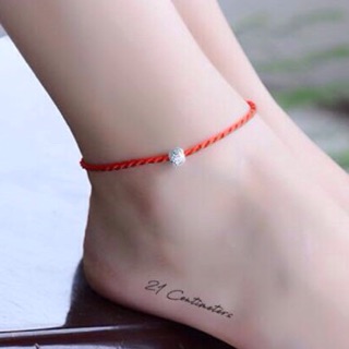 Lắc chân chỉ đỏ may mắn và bi bạc