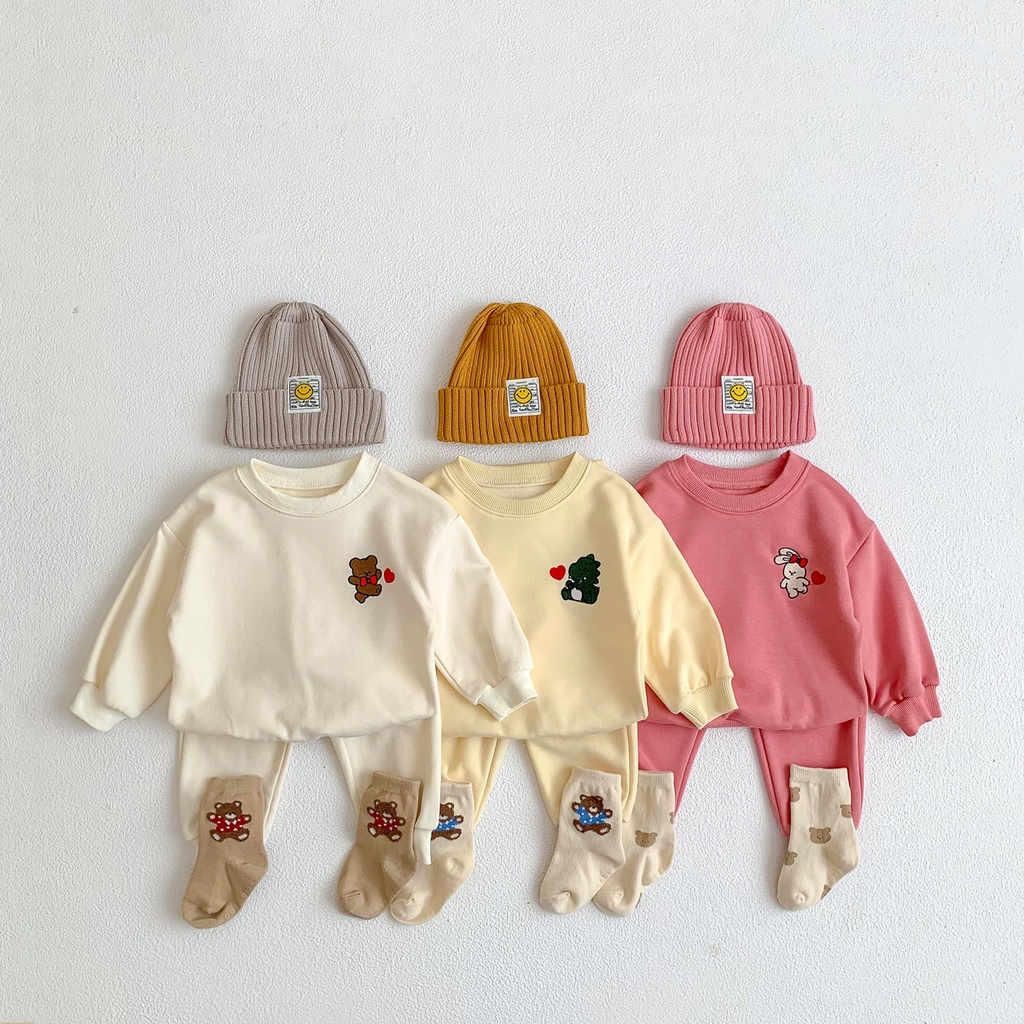 Bộ Đồ Thể Thao Áo Sweater Chui Đầu In Hình Gấu Nhỏ Dễ Thương Cho Bé