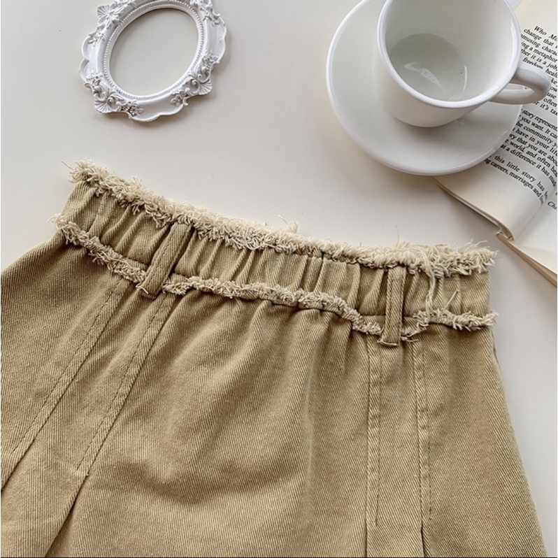 Set Áo Cardigan Cổ V In Chữ Xẻ Viền Và Chân Váy Lưng Thun Be Viền Xoắn