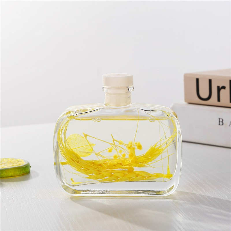 Nước Hoa Để PhòngGIADUNGTONGKHO1Tinh Dầu Thơm Phòng Lọ Khuếch Tán Nước Hoa Thơm Để Phòng Thiên Nhiên Thơm 100ML