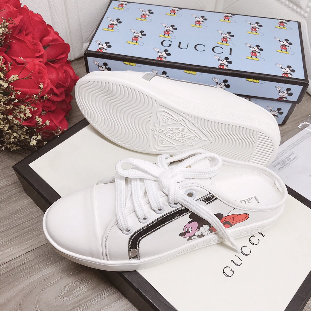 [Mã FAGREEN245 giảm 10% tối đa 30k đơn từ 99k] Giày sục thể thao nữ viền bạc in hình chuột micky mẫu mới 2020 | BigBuy360 - bigbuy360.vn