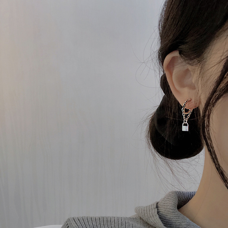 Khuyên Tai Hình Ổ Khóa Độc Đáo Cá Tính Phong Cách Hiphop