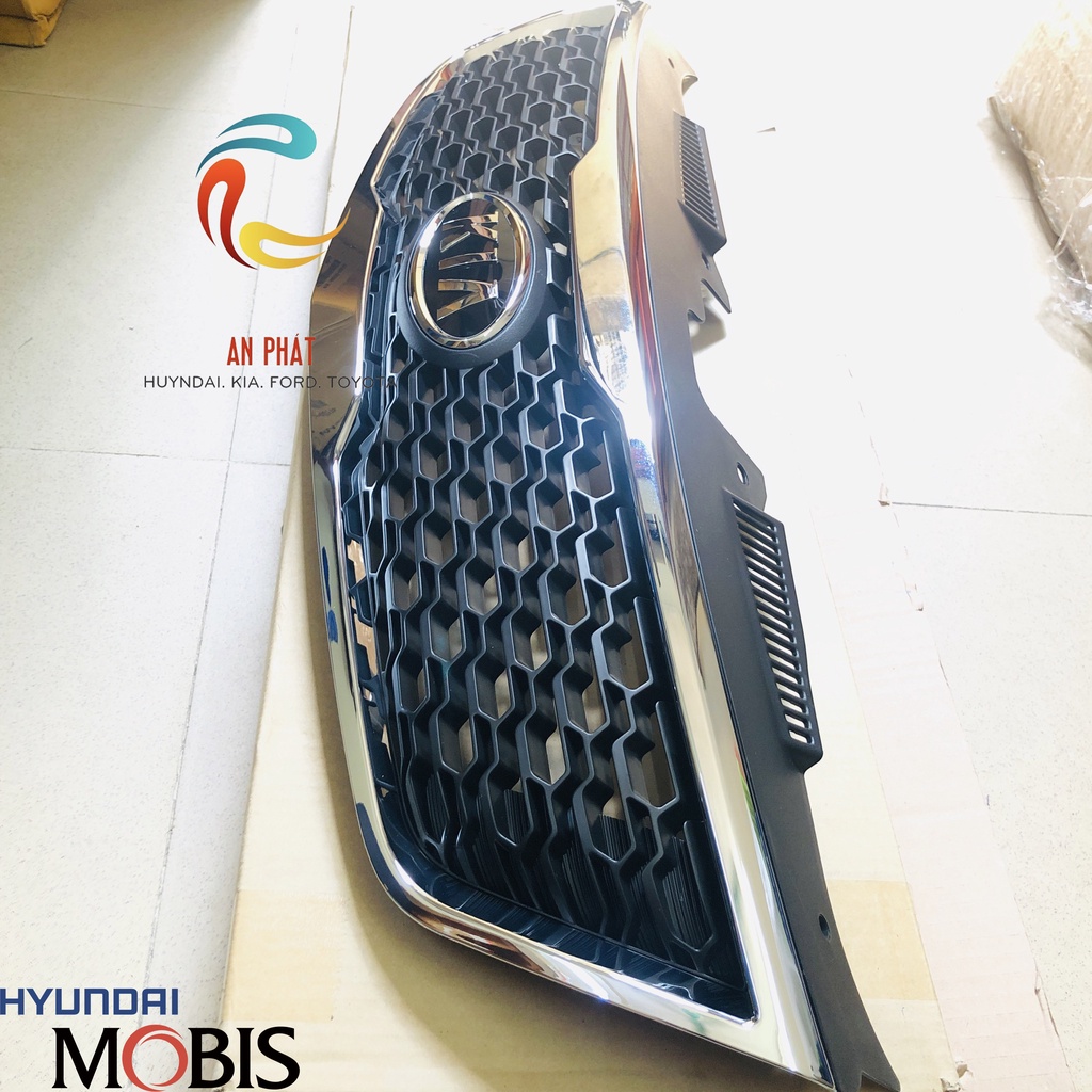 Mặt ca lăng Kia Forte Cerato 863501M600 chính hãng MOBIS HÀN QUỐC