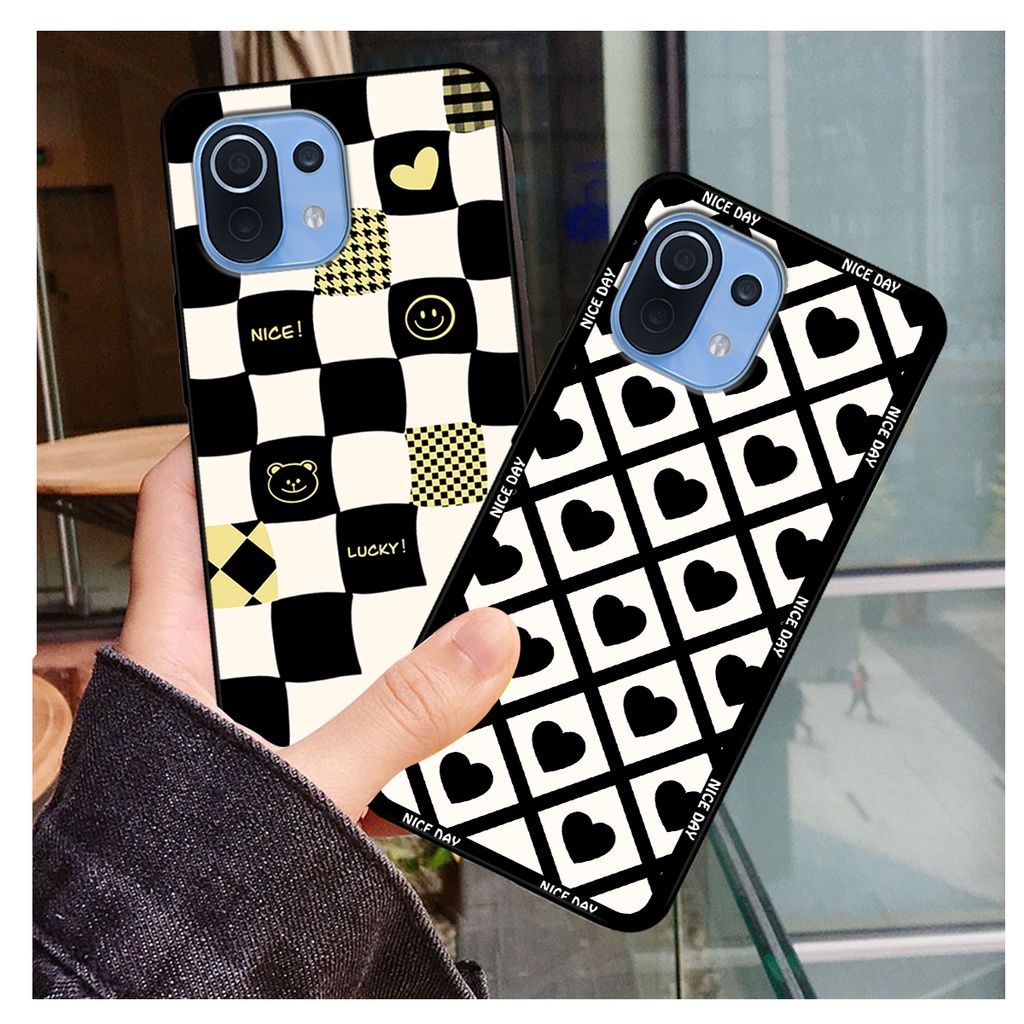 Ốp lưng Xiaomi Mi 11 / Mi 11 Lite in hoạ tiết caro trái tim đen trắng, gấu bear cute đáng yêu