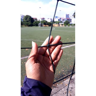 LƯỚI CƯỚC ỐNG CHẮN SÂN BÓNG ĐÁ