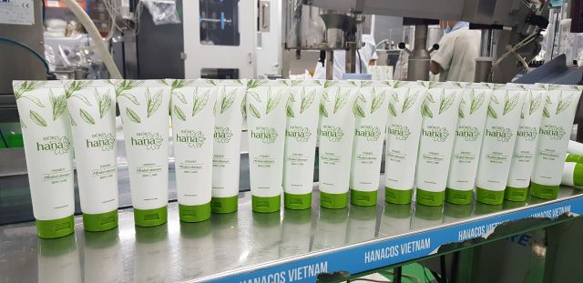 Sữa rửa mặt thảo mộc Riori herbal cleanser