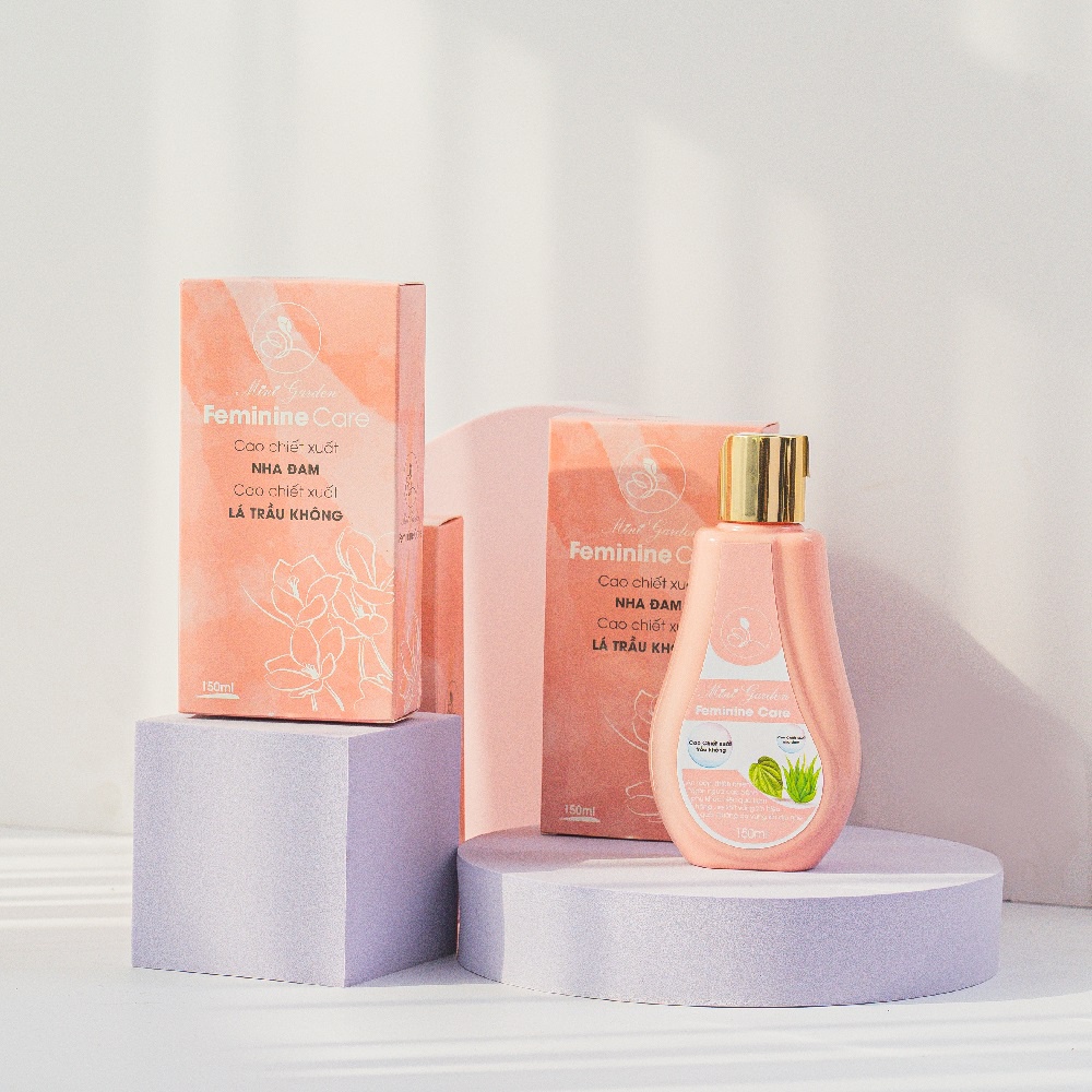 Dung dịch vệ sinh phụ nữ Mini Garden Feminine Care 150ml bibi90
