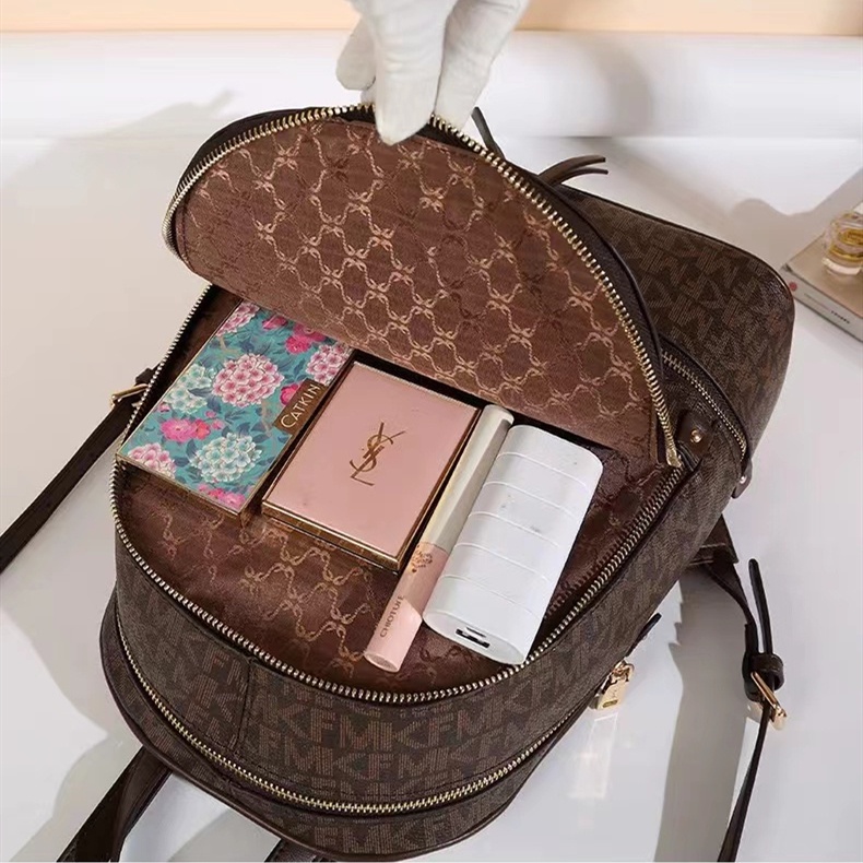 2022 new fashion middle-aged woman large capacity backpack mother Travel bag