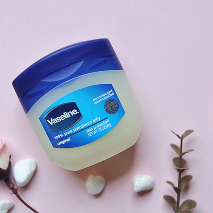 Sáp Dưỡng Ẩm Vaseline 50ml của Anh