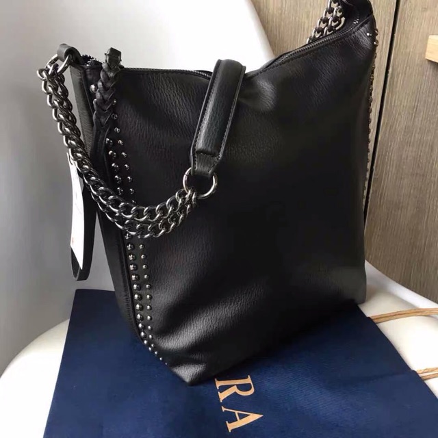 Túi xách quai xích ZaRa . Ảnh thật
