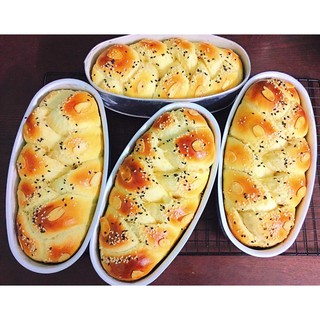 Bánh mì hoa cúc handmade 100% Mẹ Mì làm
