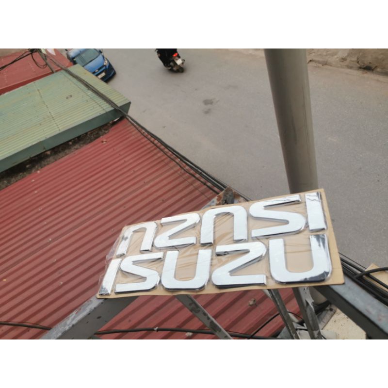 Chữ ISUZU dán đầu xe tải isuzu QKR, cao 6cm.