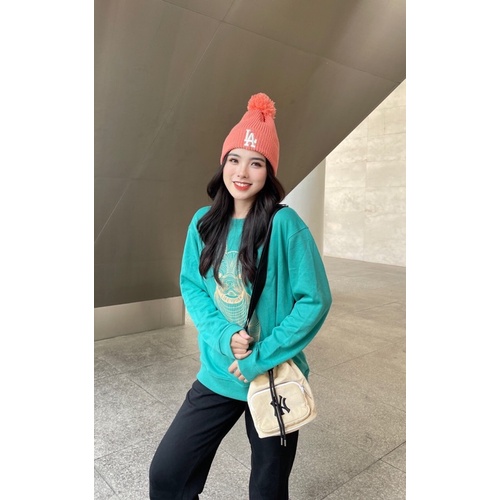Mũ len MLB NY LA BEANIE BASIX có quả bông tròn