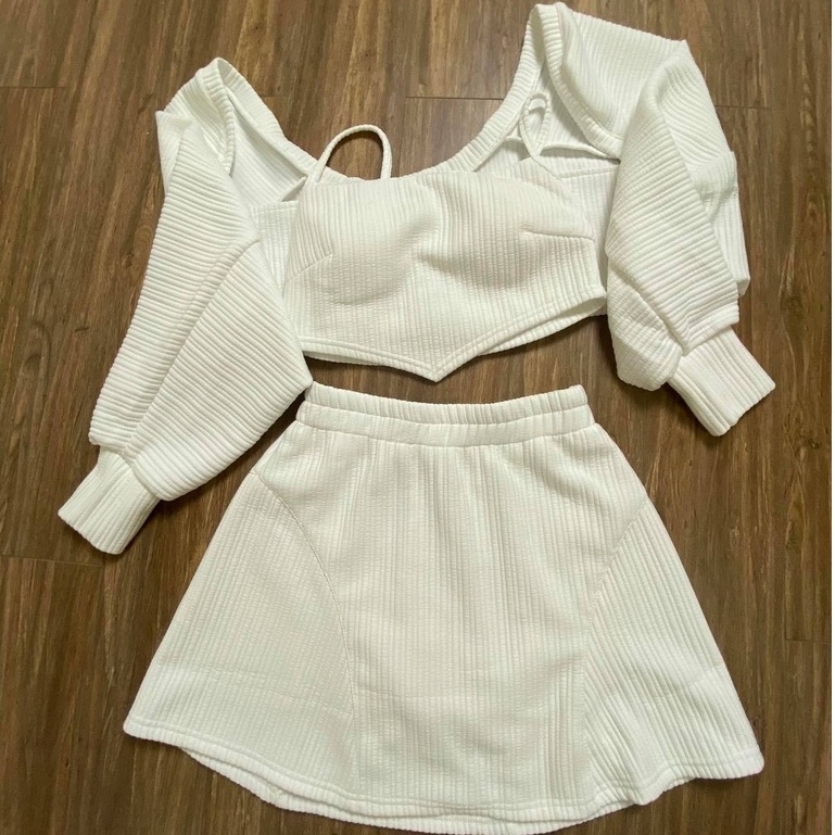 Chân Váy Chữ A Ngắn, Áo 2 Dây Kèm Khoác Crop Free Size Dưới 55kg | BigBuy360 - bigbuy360.vn