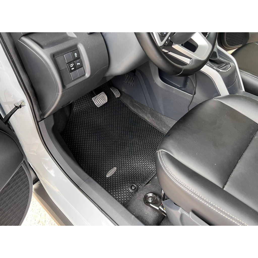 Thảm Lót Sàn Ô Tô KATA Cao Cấp Cho Xe Toyota Raize  - Không mùi, Không ẩm mốc, Dễ dàng vệ sinh