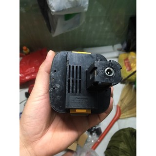 Pin National 12v