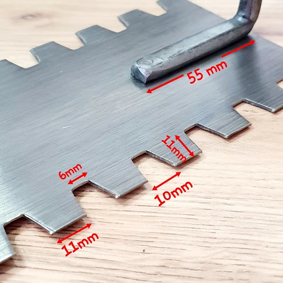 Bay Xây Tô Rãnh Răng Cưa Hình Thang Lớn 11x10x15mm 2 Cạnh Song Song Cán Gỗ Lưỡi Thép Chữ Nhật 90x160mm Hàng Gia Công