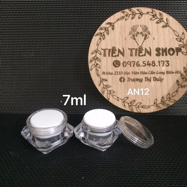 Hũ nhựa 7ml thân vuông đế vát