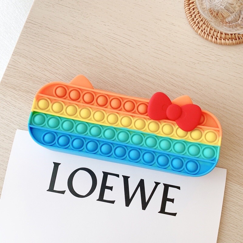 Hộp bút pop it silicon