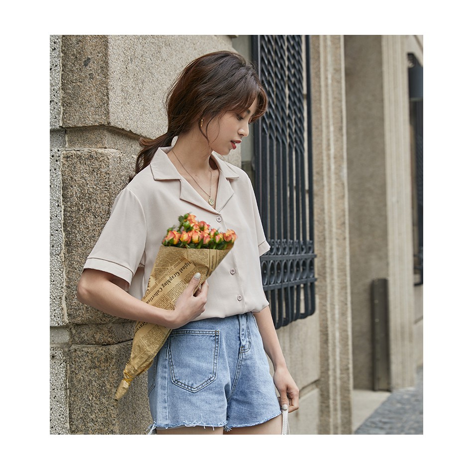 Áo Sơ Mi Nữ Tay Lửng Màu Sắc Thanh Lịch