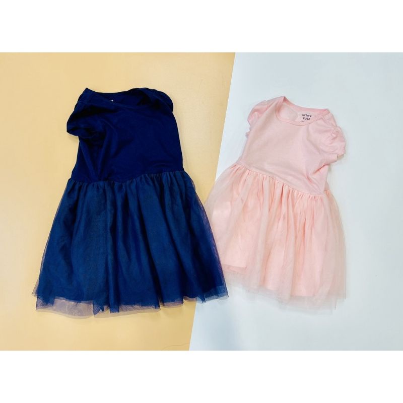 Đầm Carter bé gái chân voan