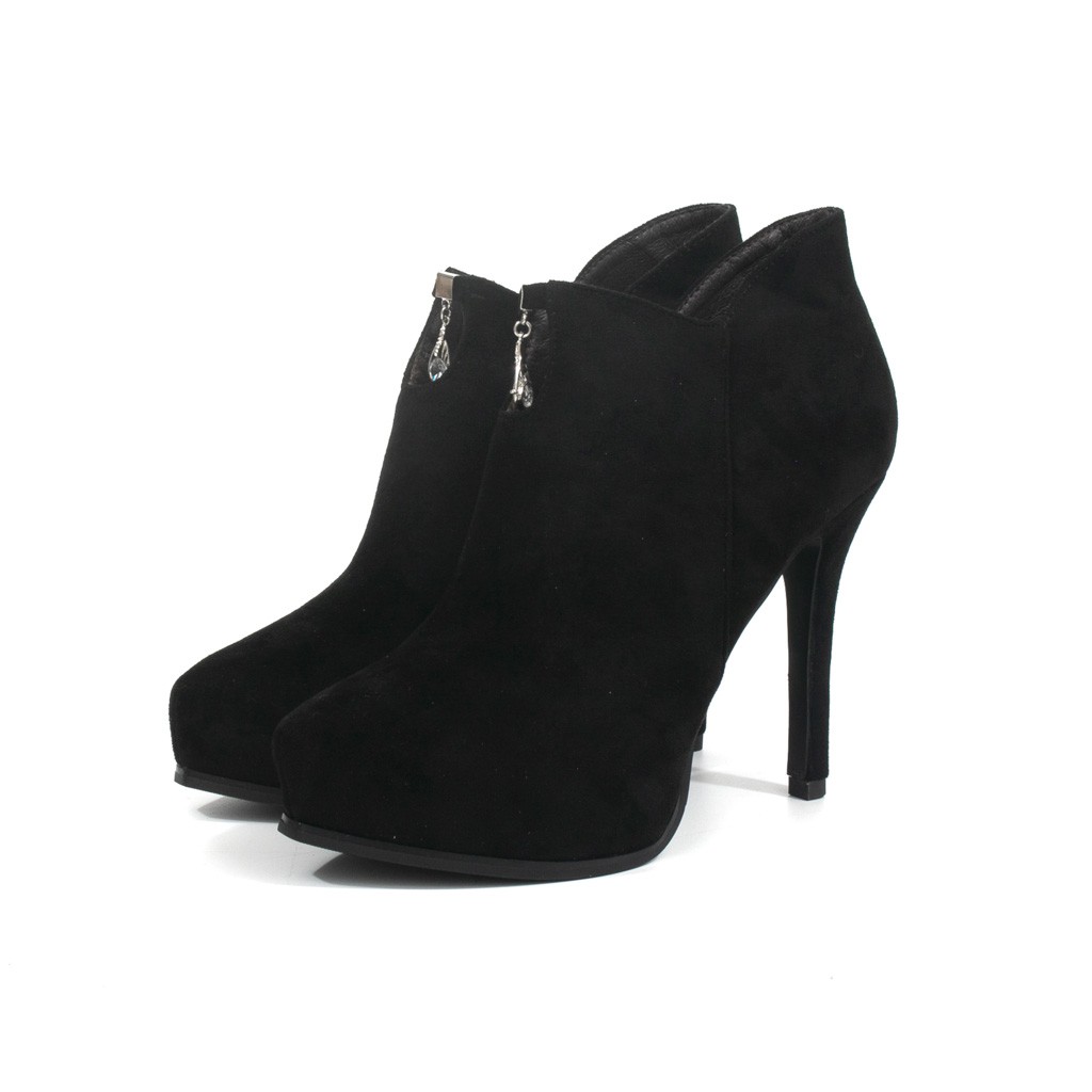 Boots mã 100321 màu Đen