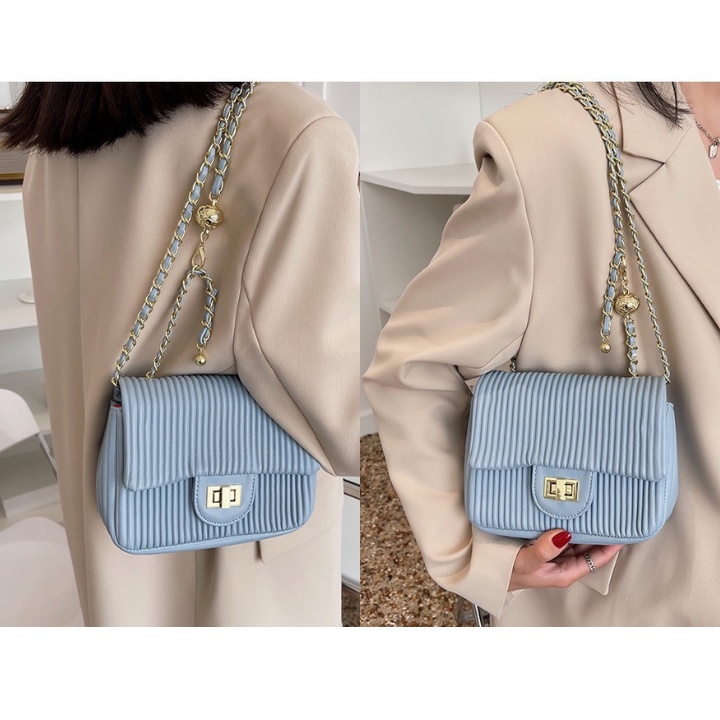 Túi Xách Nữ Da Xịn ERASHOP 079853 - Vân Dọc Size Vừa, Tiện Dụng Phù Hợp Đi Làm, Đi Học, Rẻ Đẹp