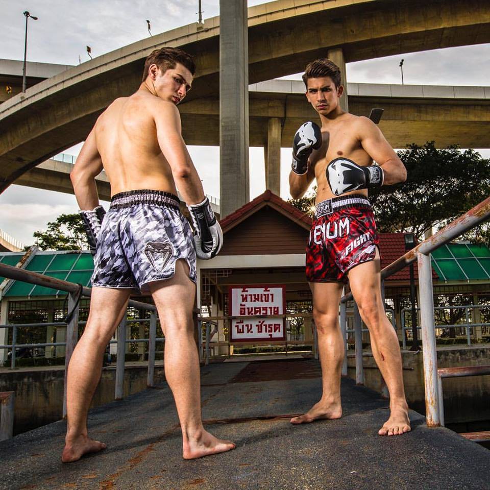 Quần Muay Thai Venum Tecmo - Red/Black