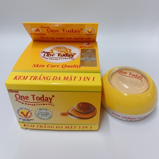 Kem Onetoday trắng da 3in 1 8g