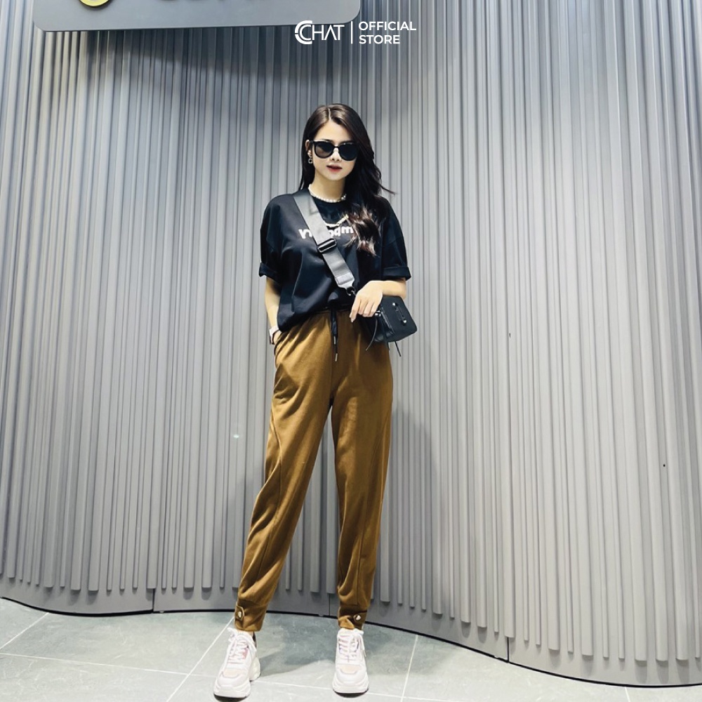 Áo T-shirt chữ phối xích CCHAT