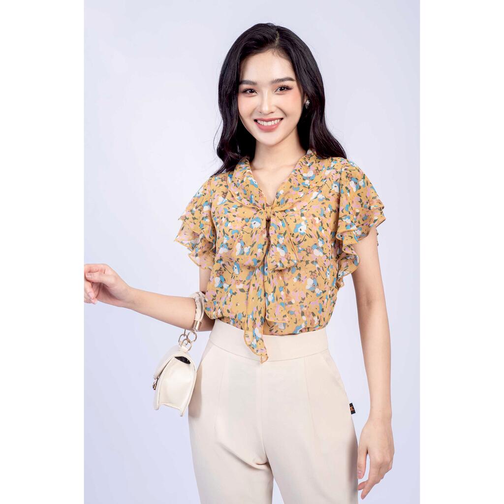 Áo họa tiết cổ tròn, cổ buộc nơ, tay cánh rơi MMOutfit M-AO061121244