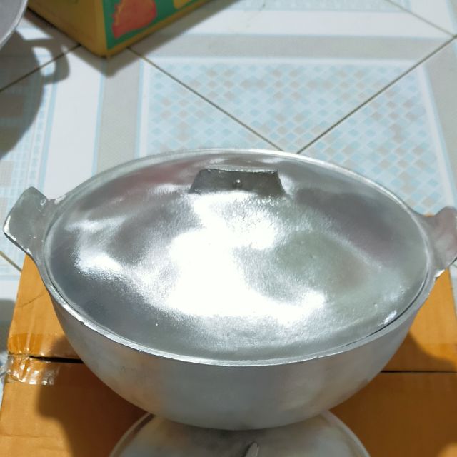 Nồi gang kho tộ dk25cm đúc thủ công nguyên khối đã xoa bóng mịn