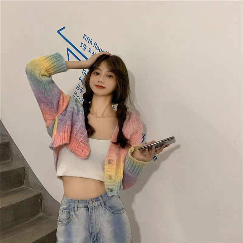 Áo khoác len croptop form rộng phối màu cầu vồng như Jisoo Blackpink siêu xinh