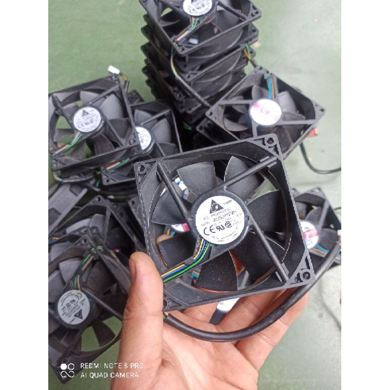 Quạt Delta, foxcom 12v 0.6A , vuông 9cm dày 2cm chuyên dùng cho Vga và Pc