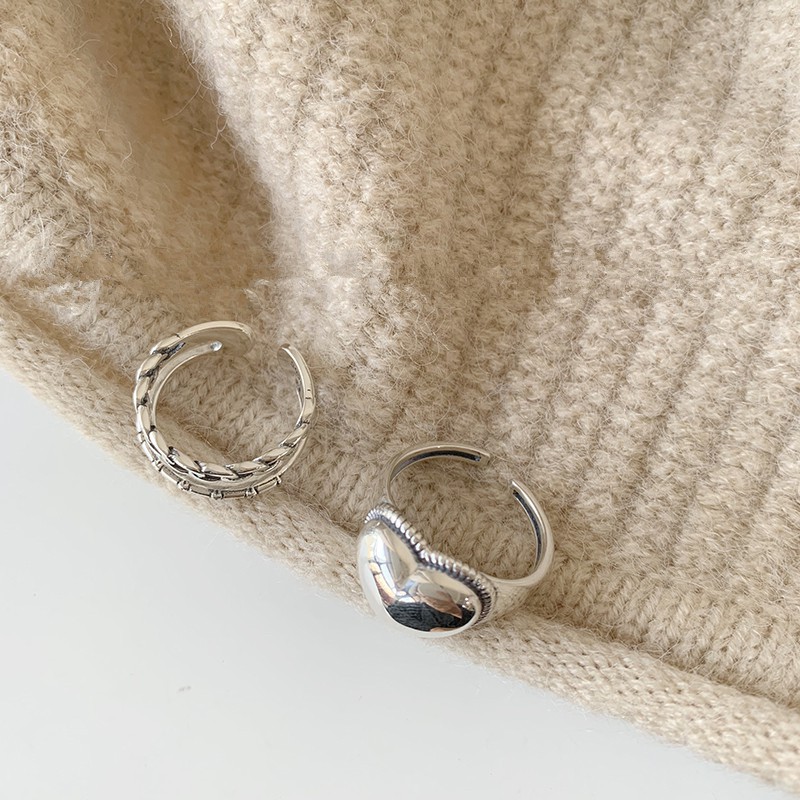 Nhẫn Xích Mặt Trái Tim Phong Cách Retro B760