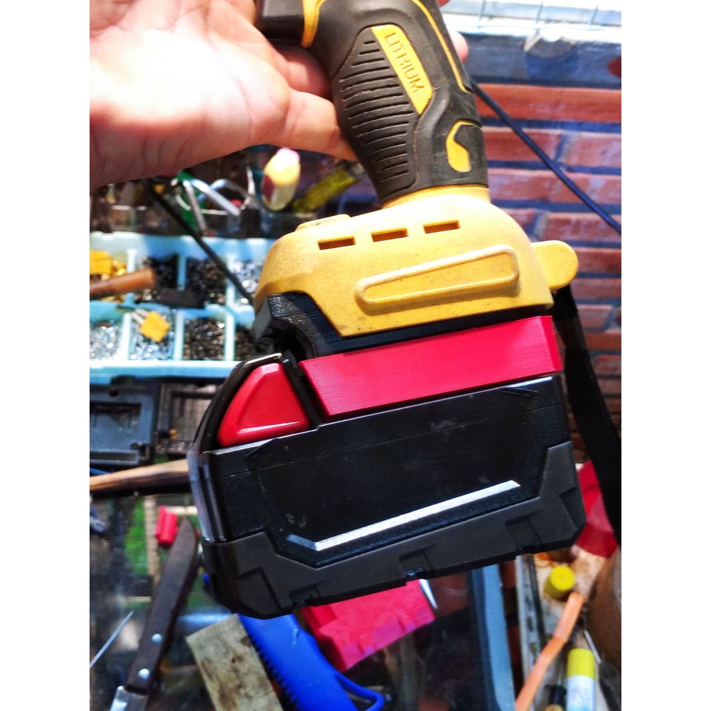 Ngàm chuyển pin Milwawkee M18 cho máy Makita 18