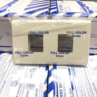 Mặt 2 lỗ nhỏ panasonic wzv 7842w dùng cho 2 thiết bị