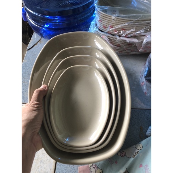 Dĩa vuông nhiều size màu nâu  vs đen bo cạnh tròn nhựa melamine Fataco Việt Nam