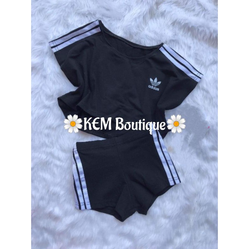 Set bộ quần ôm kèm áo form dơi rộng croptop cực ngầu cho bé Kem Boutique - sirokemsua