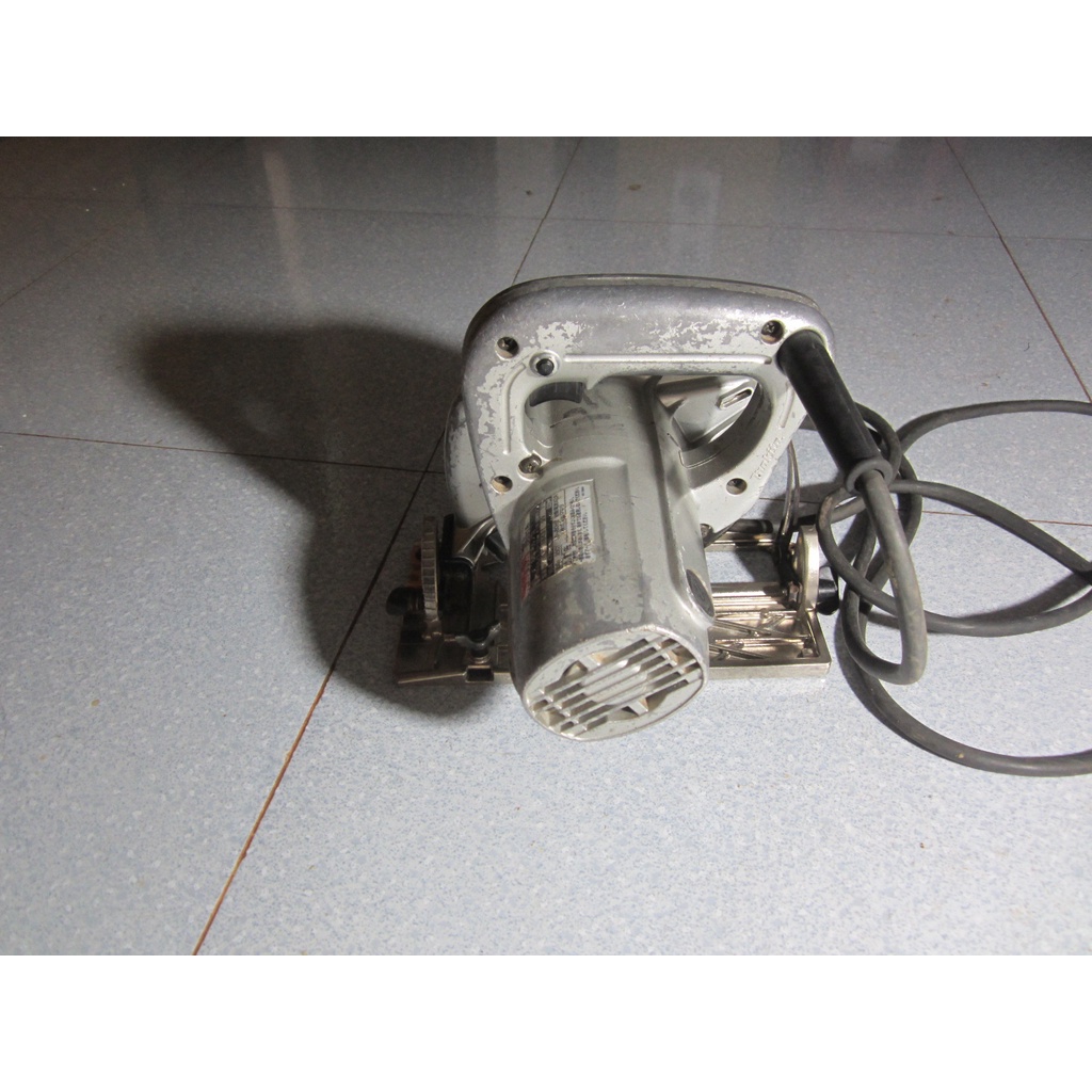 Máy cưa đĩa cầm tay Makita hàng bãi nội địa Nhật