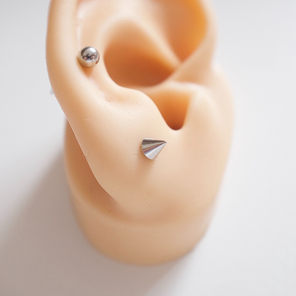 [1 Chiếc] Khuyên Tai Titan Unisex Hình Nhọn Bi Tròn Không Gỉ Sét Không Ngứa Bông Tai Julies Box 66