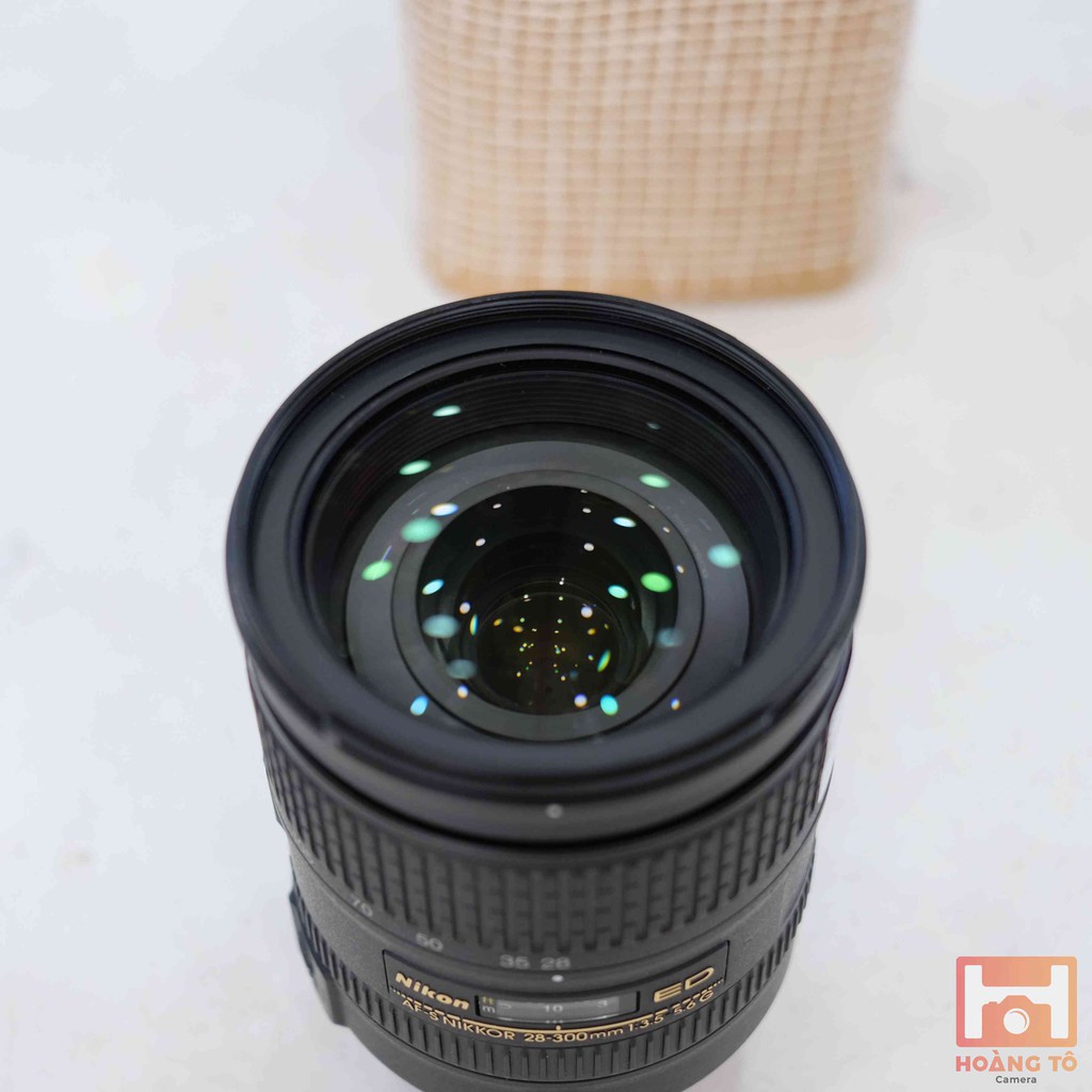 Ống kính Nikon AF-S 28-300mm F3.5-5.6G ED VR cũ