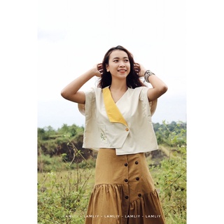 LAMLIY - Áo cổ bẻ túi thêu tay linen