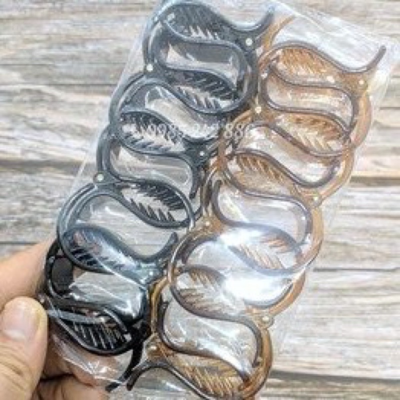 ( Quà tặng ) Kẹp Càng Cua
