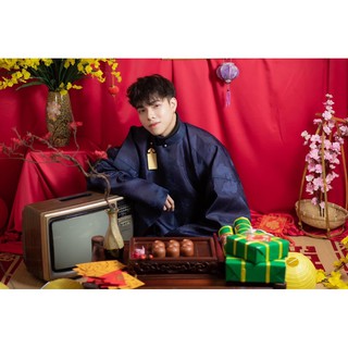 Thẻ bài gỗ đeo áo cổ phục