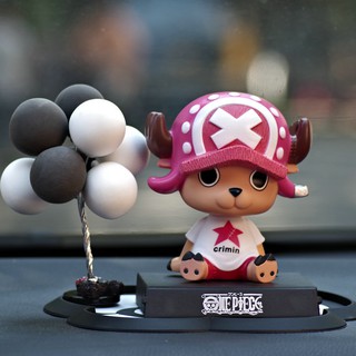Mô hình nhân vật one piece dùng trang trí xe hơi tiện dụng