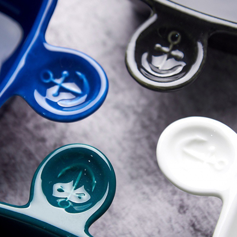 Bát sứ ăn dặm hình vuông tay cầm thủy thủ - Nhiều màu